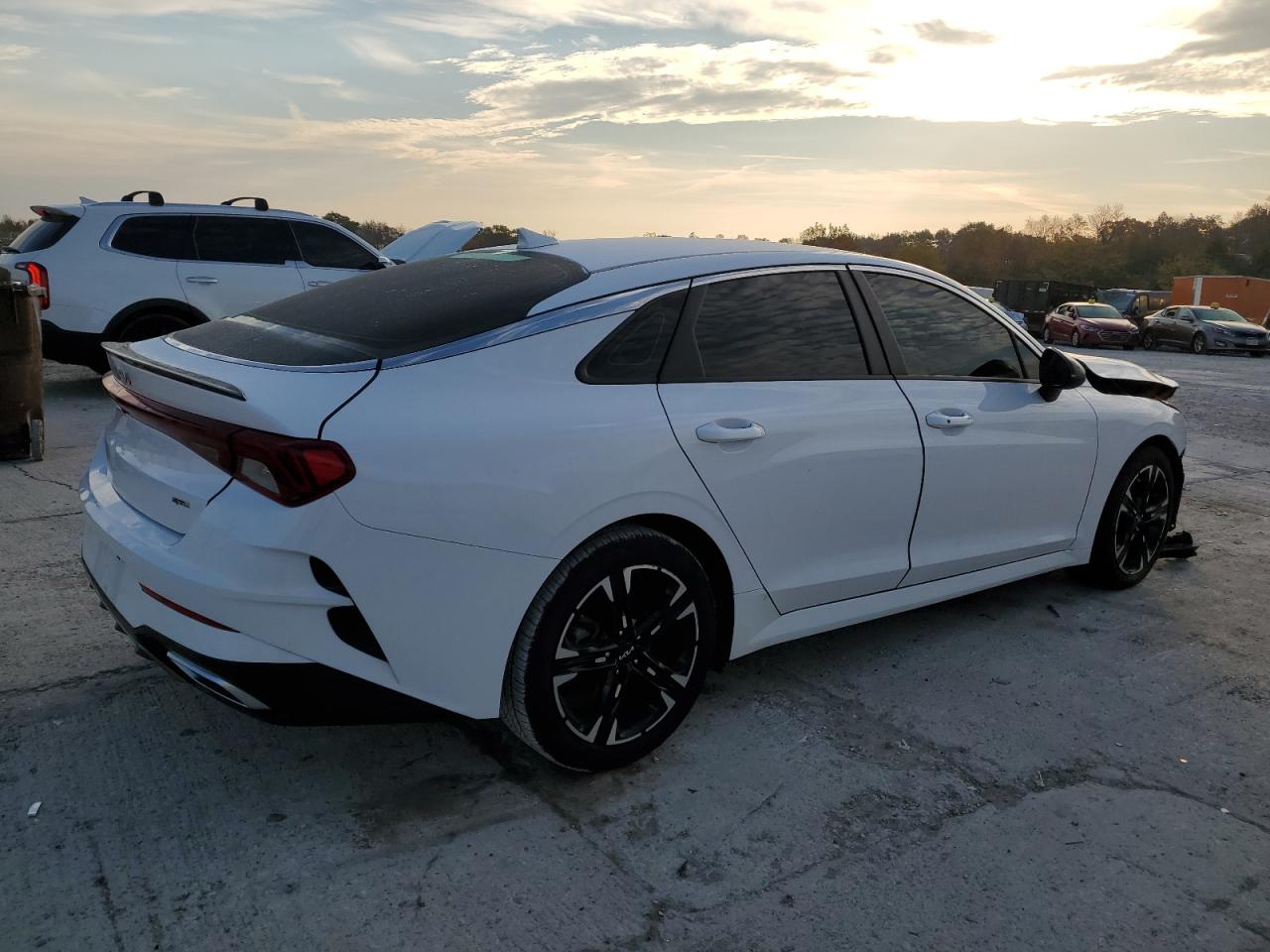 2023 Kia K5 - Image 3