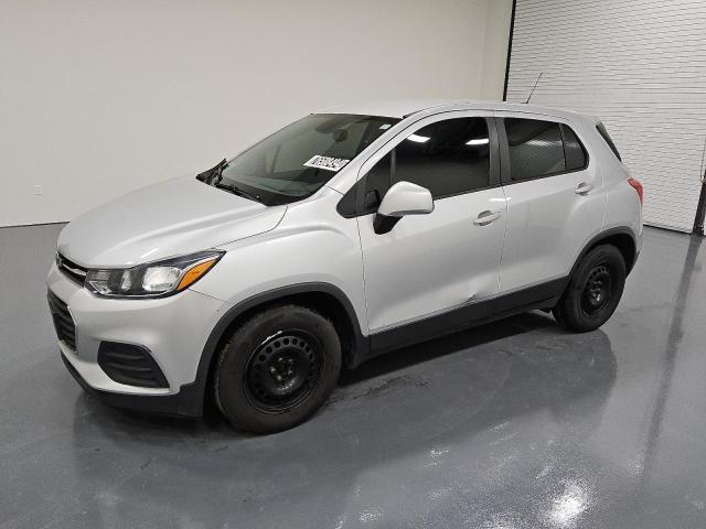  CHEVROLET TRAX 2018 Srebrny