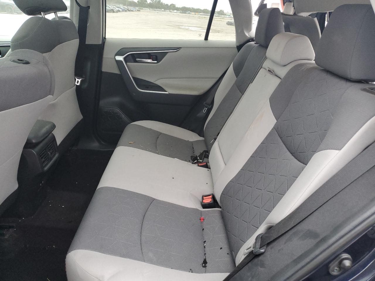 2020 Toyota RAV 4 - Image 10