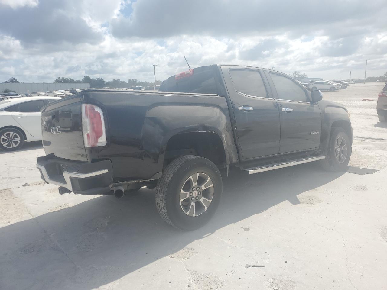 VIN 1GTG5CE31F1263234 2015 GMC CANYON no.3