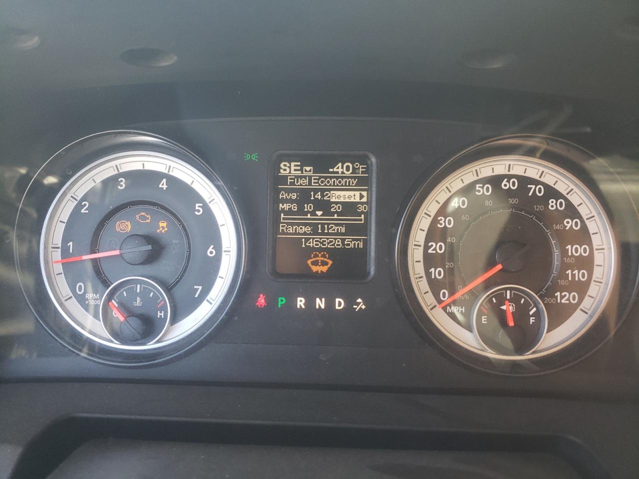2014 RAM 1500 - Image 9