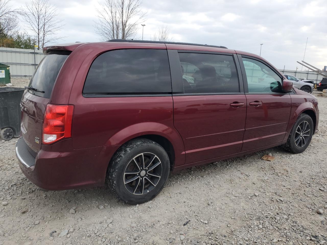 VIN 2C4RDGEG0HR813477 2017 DODGE CARAVAN no.3