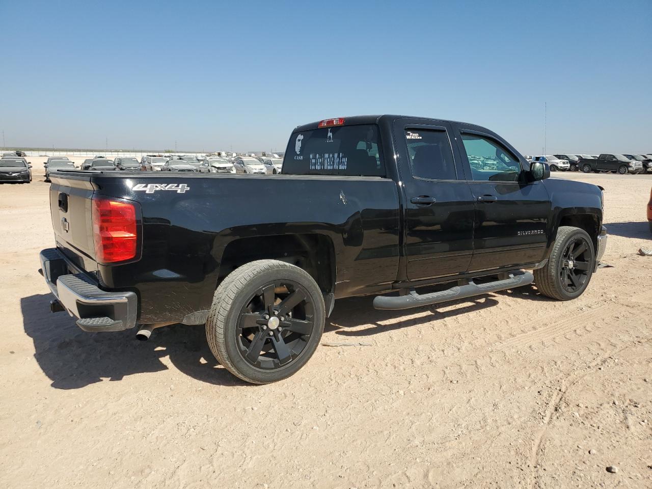 2015 Chevrolet Silverado - Image 3