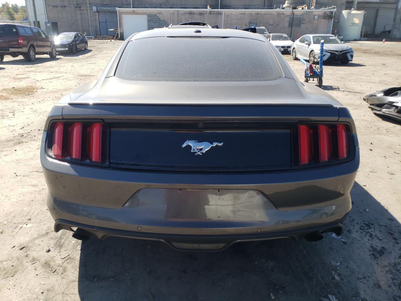 1FA6P8TH5H5237111 2017 Ford Mustang