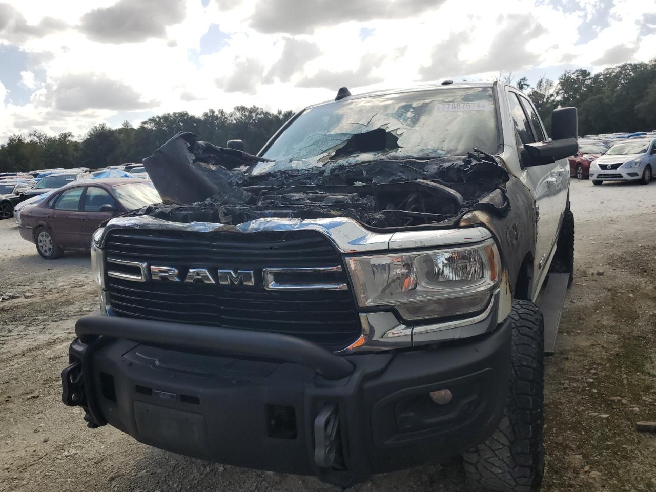 2019 Ram 3500 Big Horn продається в Ocala, FL - Burn - Engine