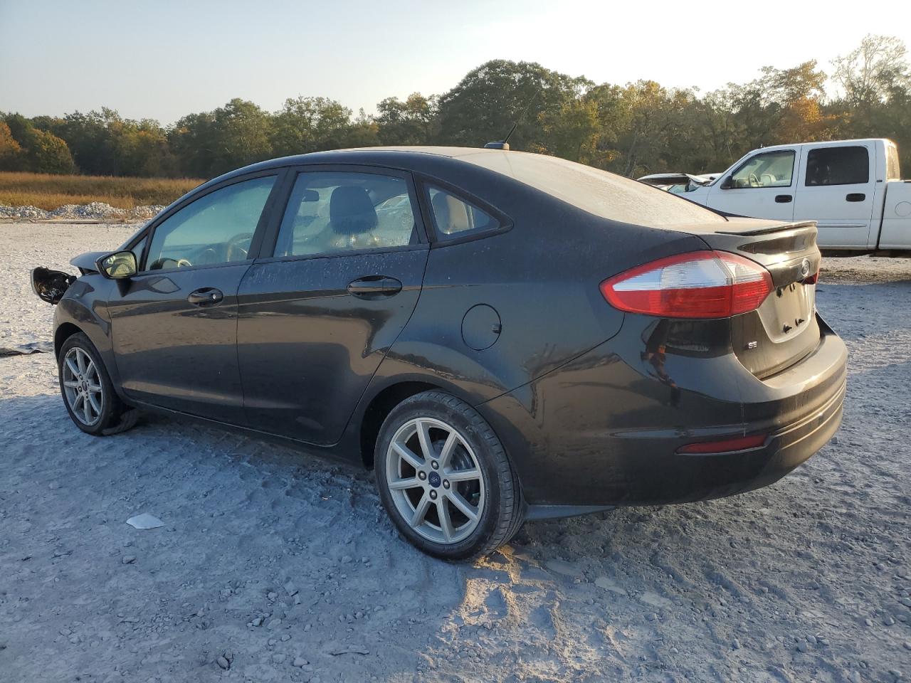 VIN 3FADP4BJ0KM106139 2019 FORD FIESTA no.2