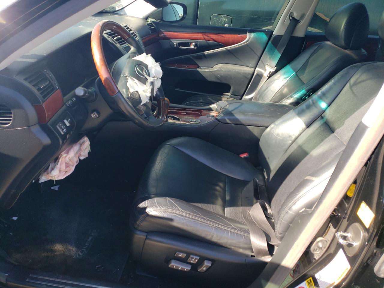 2007 Lexus LS - Image 7
