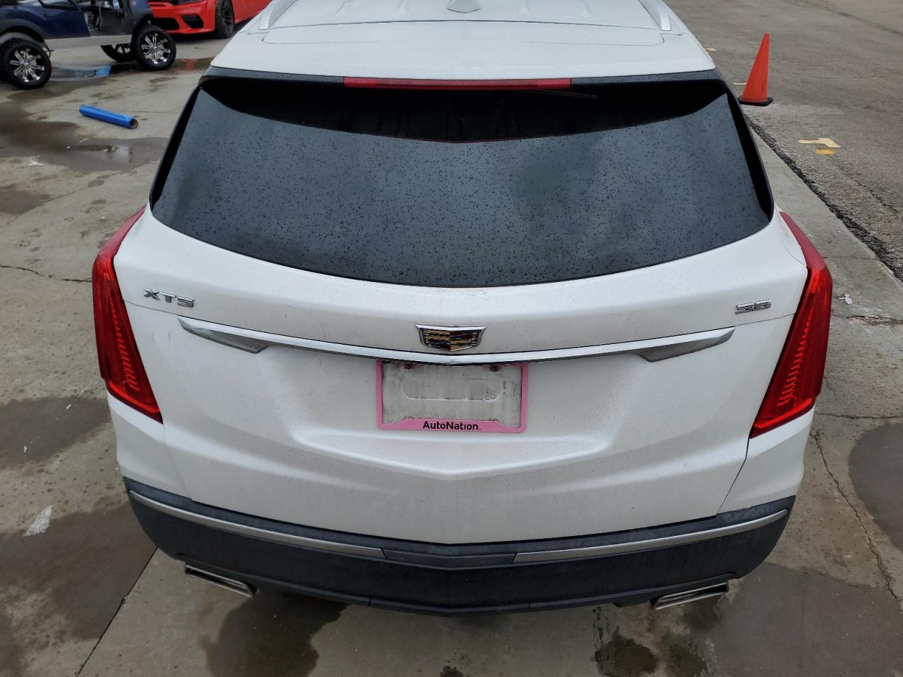 2017 Cadillac Xt5 Luxury VIN: 1GYKNBRS1HZ183467 Lot: 74145434