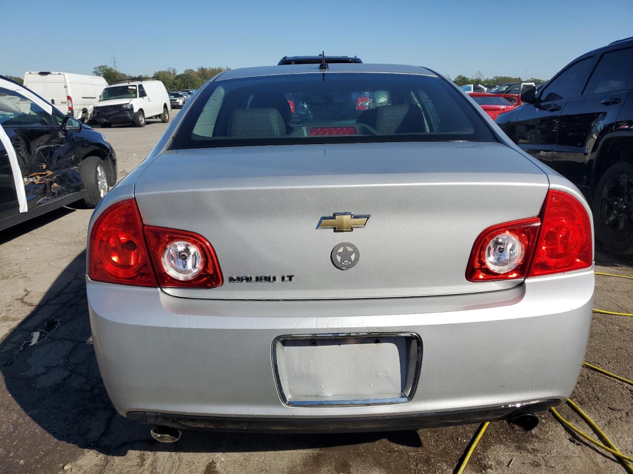 1G1ZD5E7XBF308249 2011 Chevrolet Malibu 2Lt