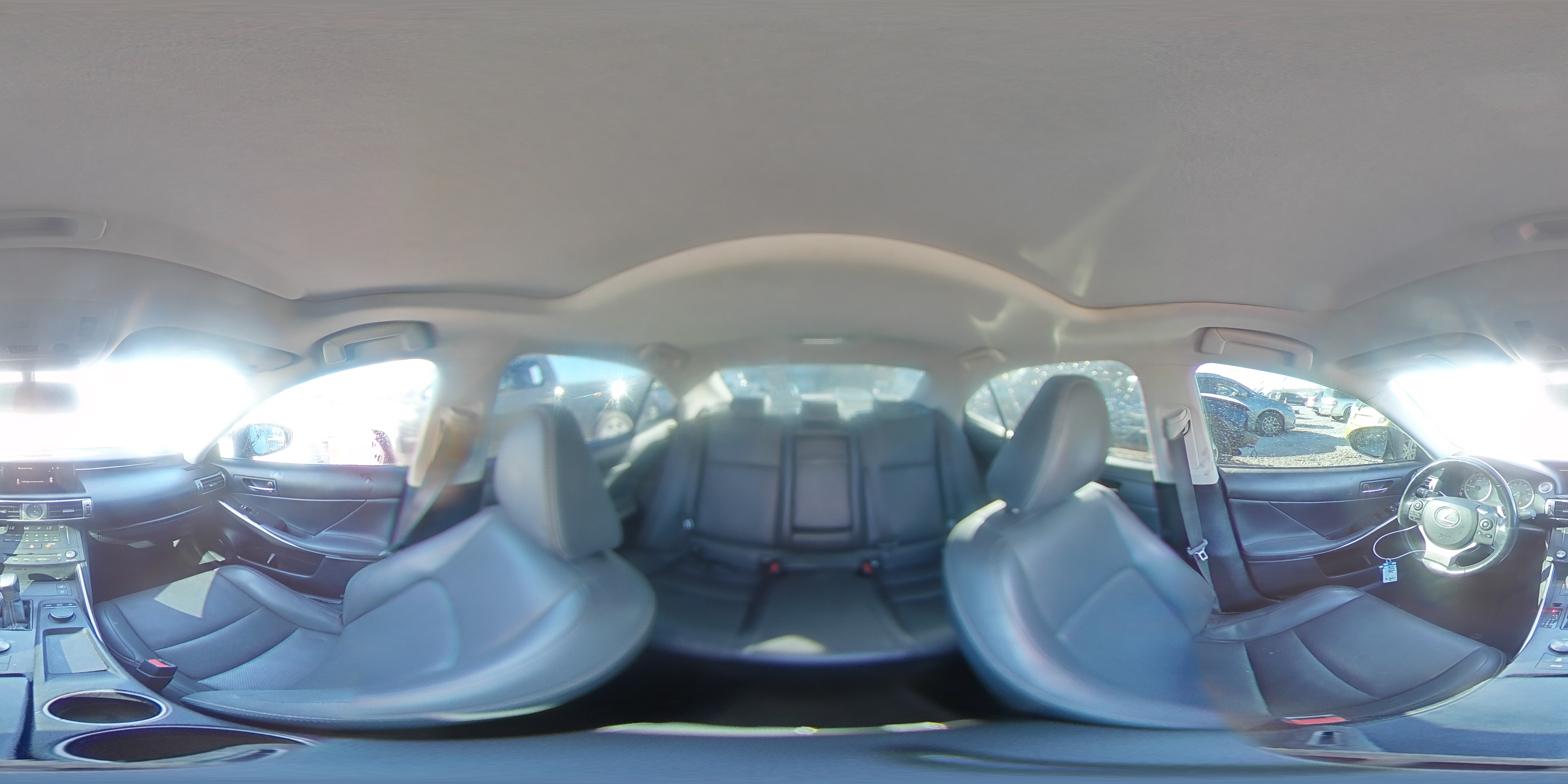 2016 Lexus IS - Image 15