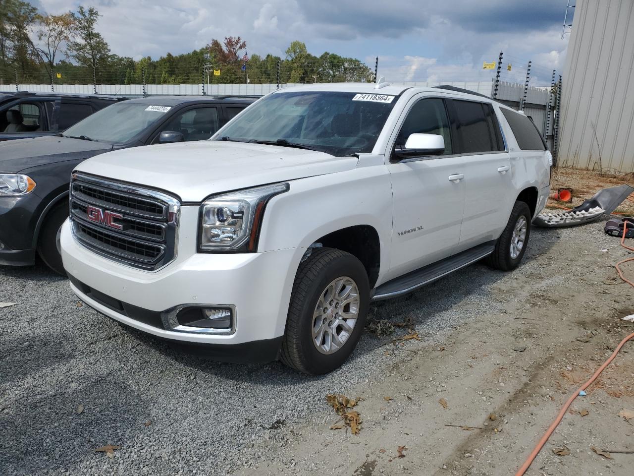 1GKS1GKC4GR135031 2016 GMC Yukon Xl C1500 Slt