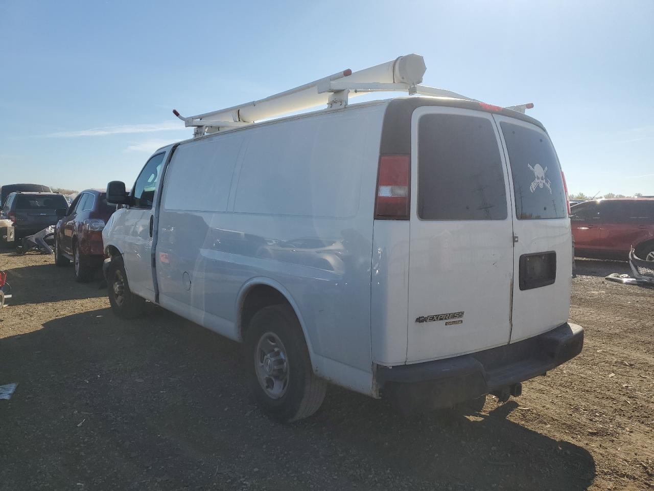 VIN 1GCWGAFFXG1222895 2016 CHEVROLET EXPRESS no.2