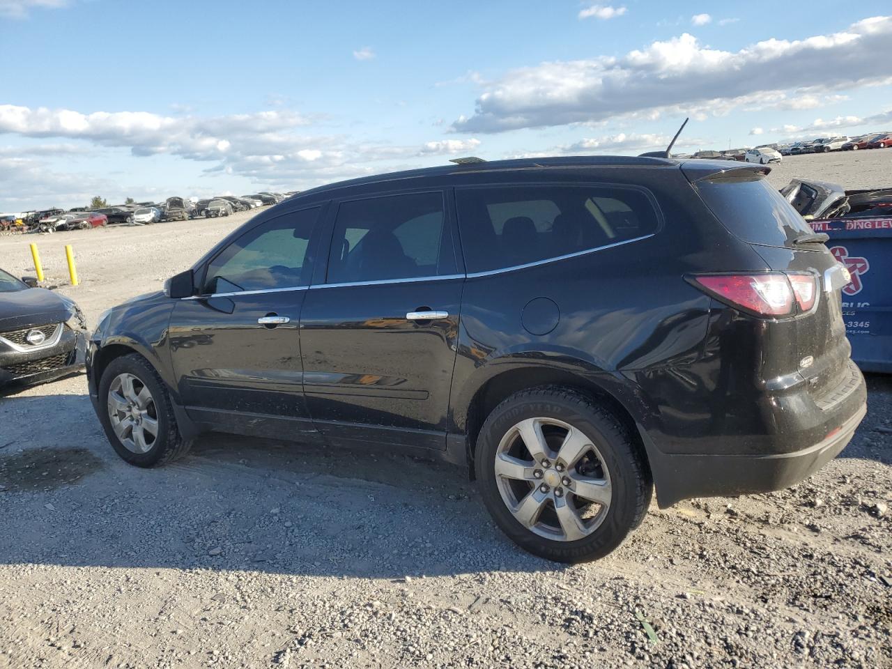 2016 Chevrolet Traverse - Image 2
