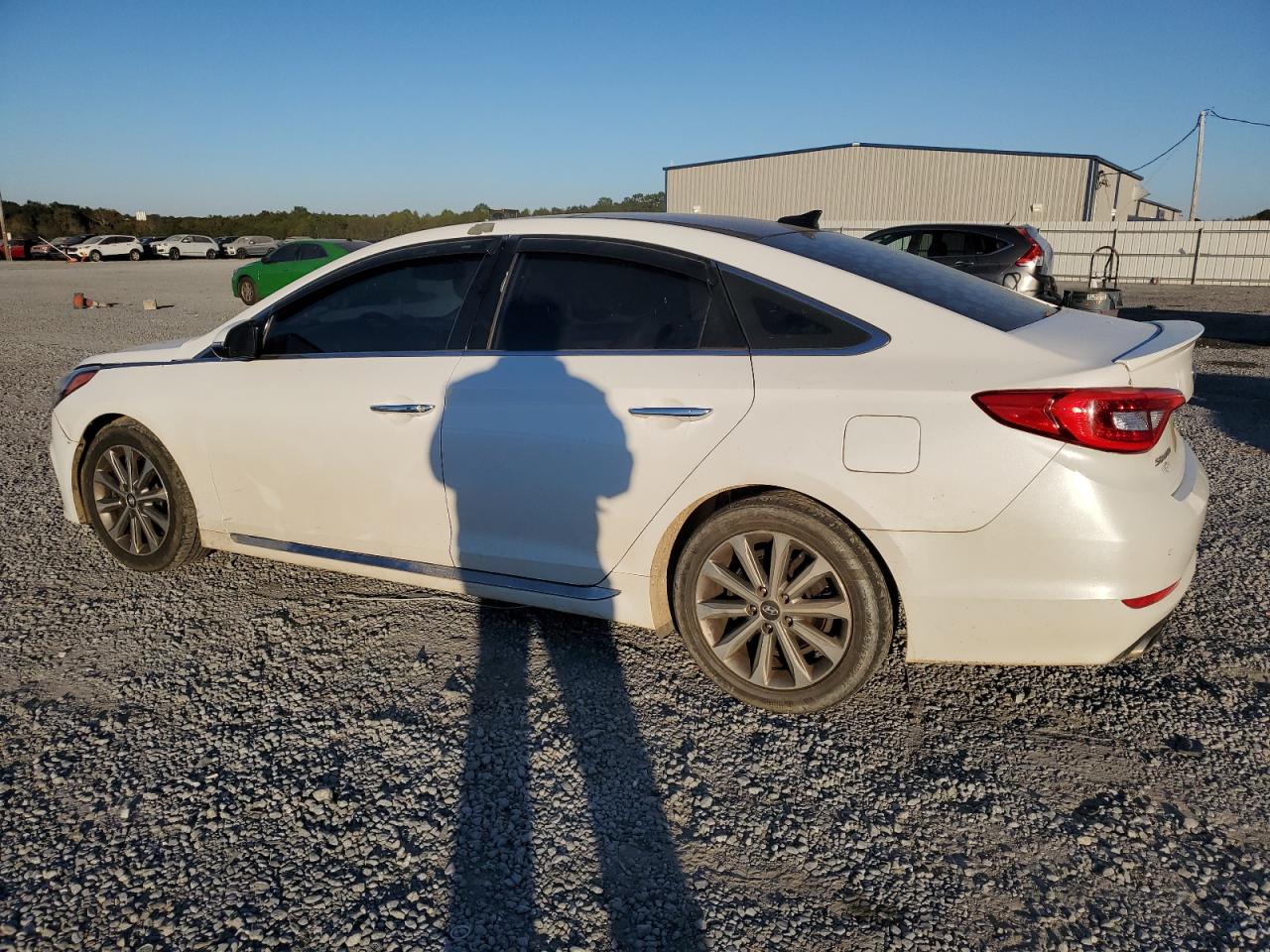 2016 Hyundai Sonata - Image 2
