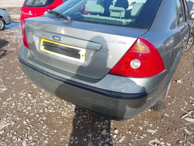 2001 FORD MONDEO 2.0 ZETEC 5DR AUTO