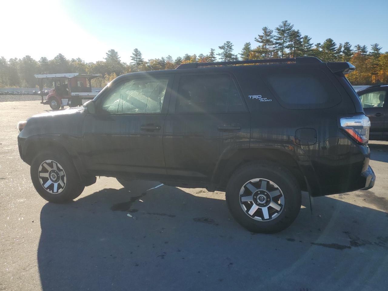 2020 Toyota 4Runner - Image 2