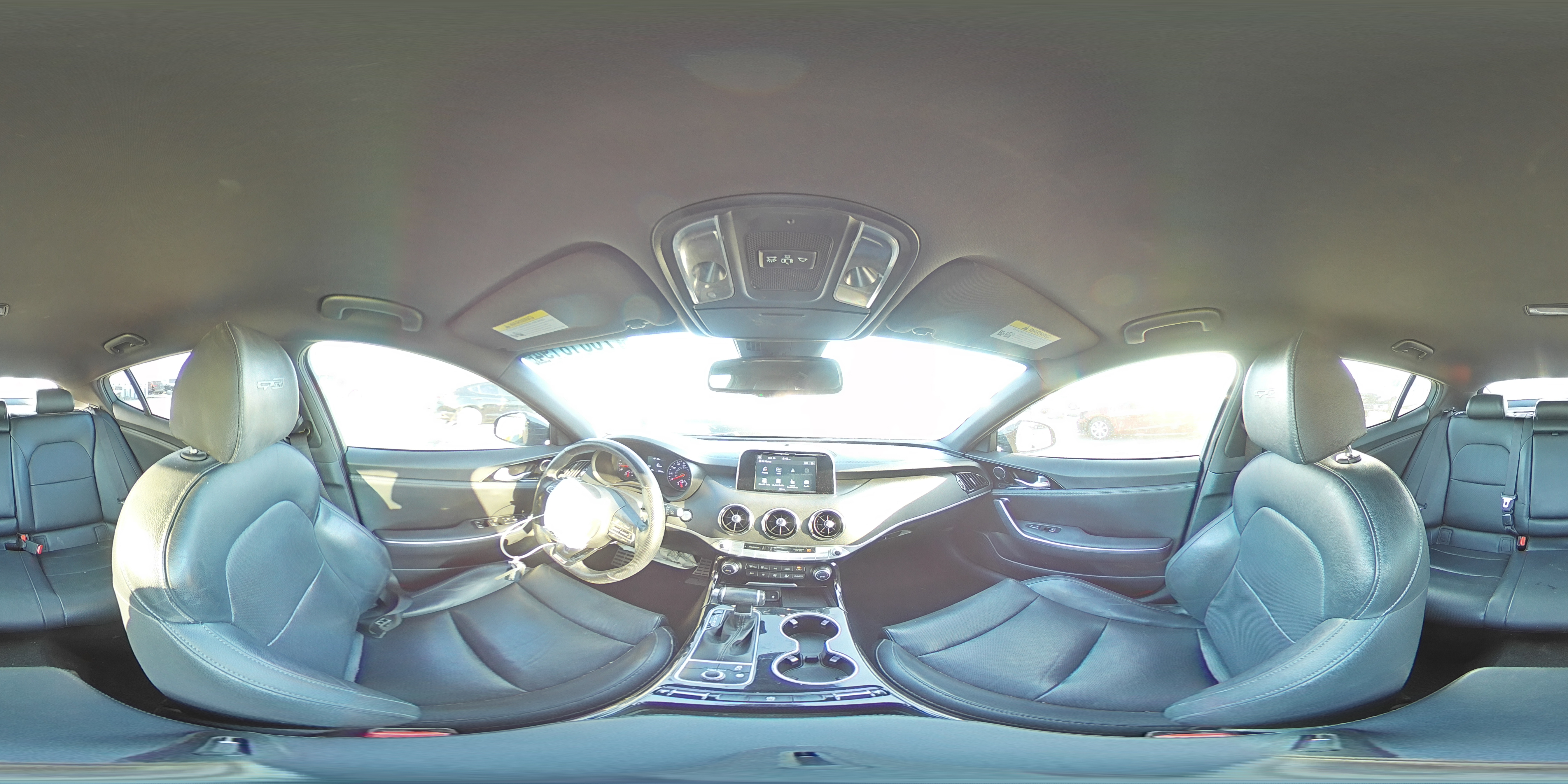 2020 Kia Stinger - Image 15