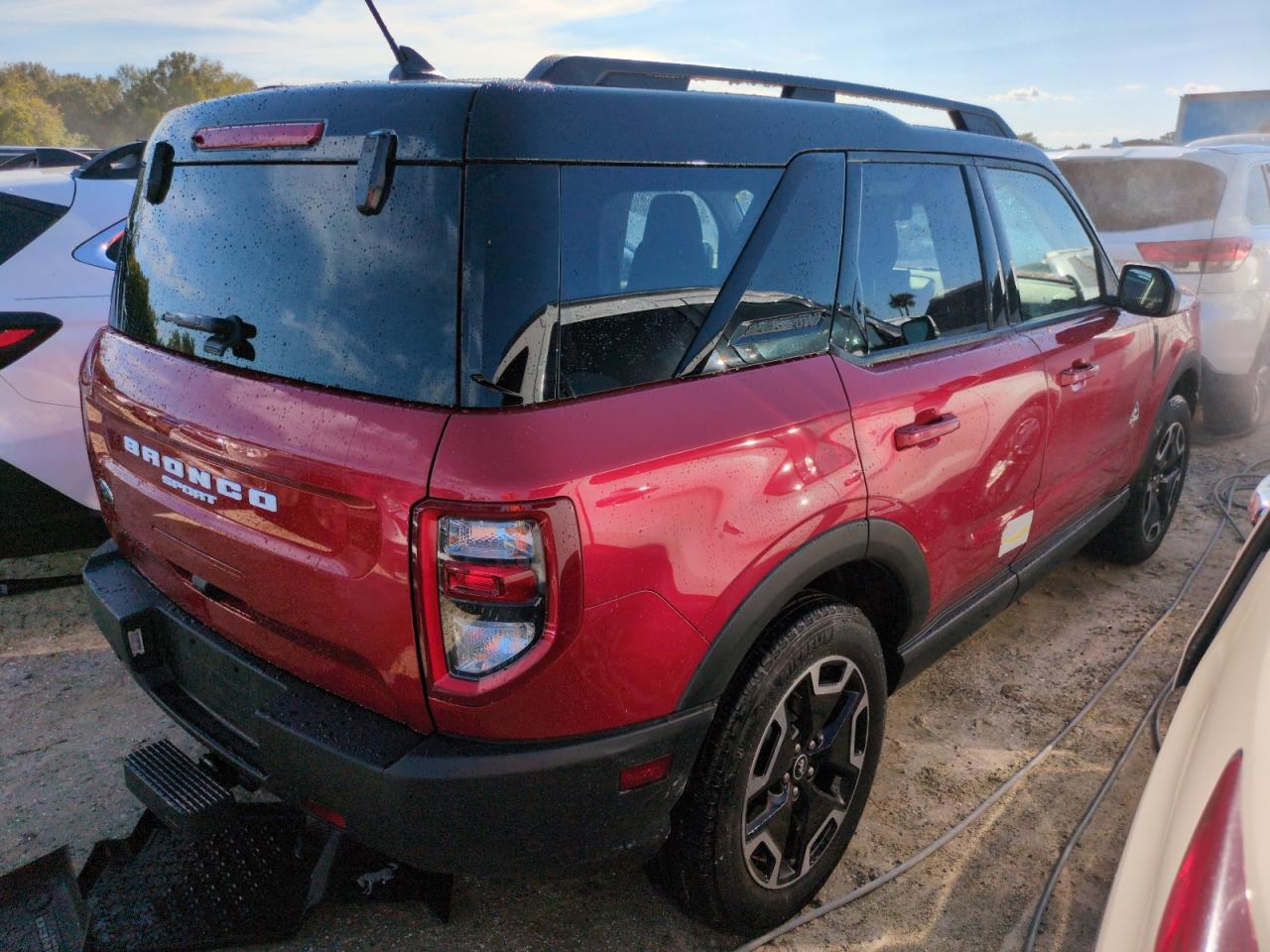 2021 Ford Bronco - Image 3