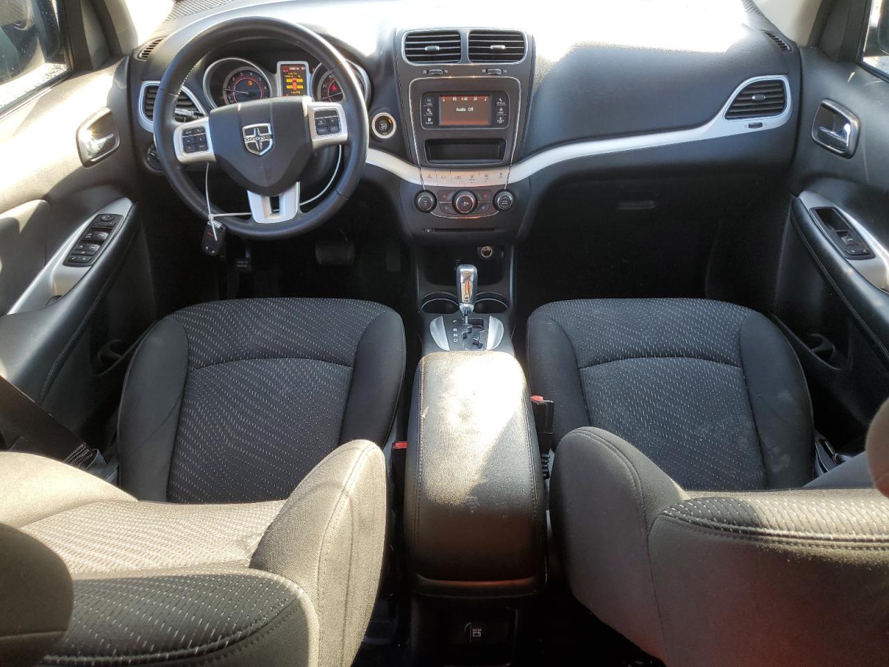 2018 Dodge Journey - Image 8