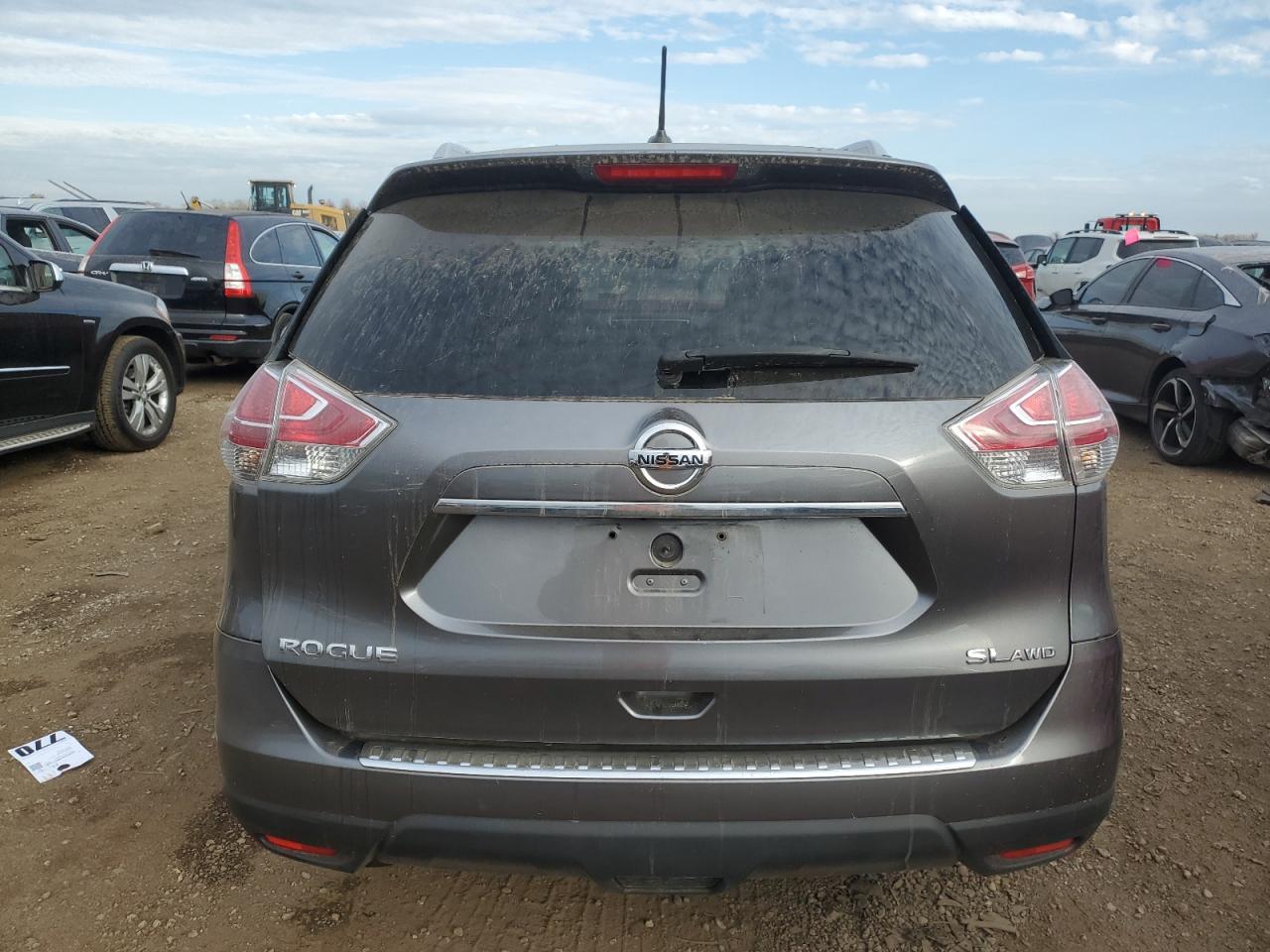 2015 Nissan Rogue S VIN: 5N1AT2MV6FC853440 Lot: 76706424