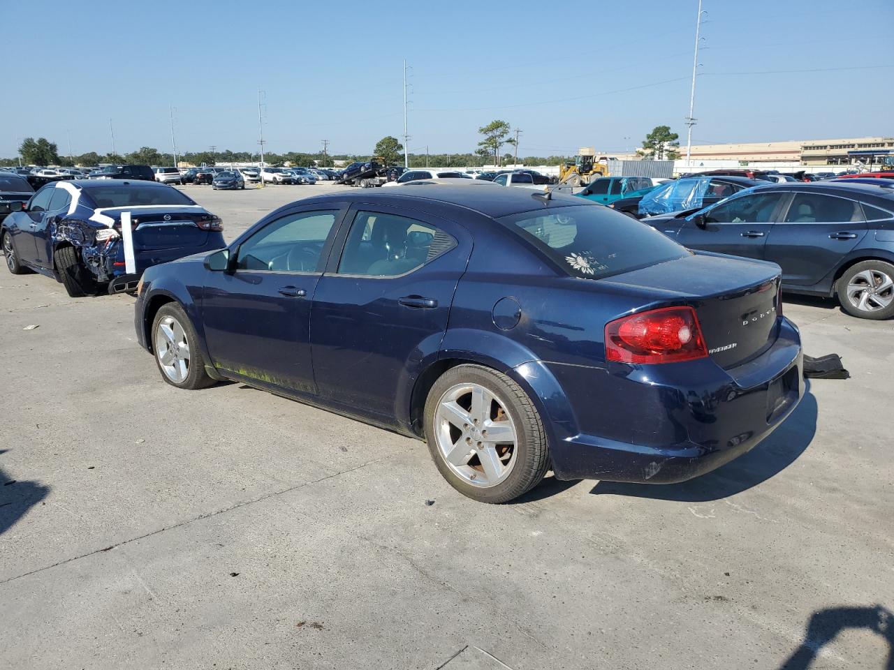 2013 Dodge Avenger - Image 2