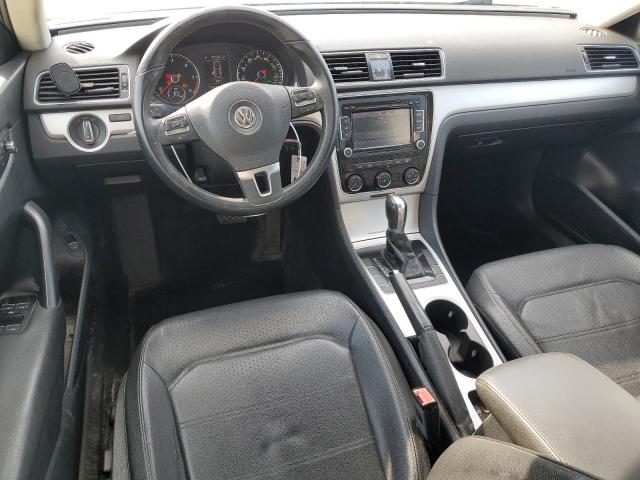  VOLKSWAGEN PASSAT 2013 Белый