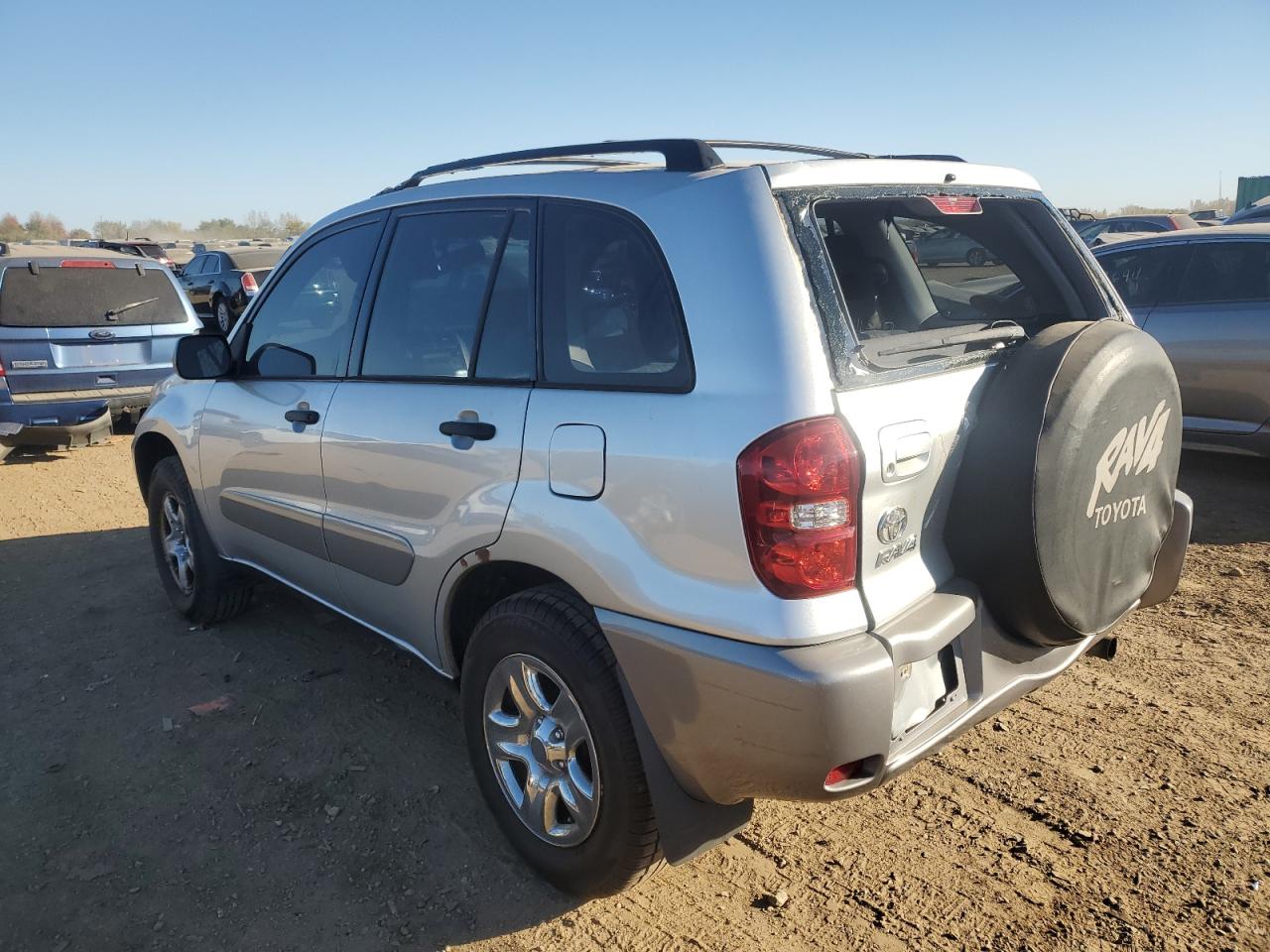 2004 Toyota RAV 4 - Image 2