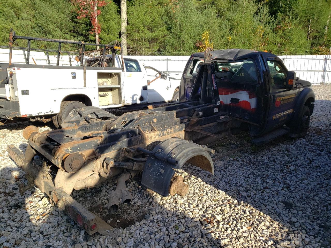 2016 Ford F550 - Image 3