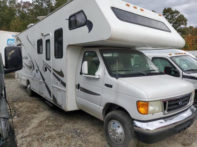 2006 Ford Econoline E450 Super Duty Cutaway Van