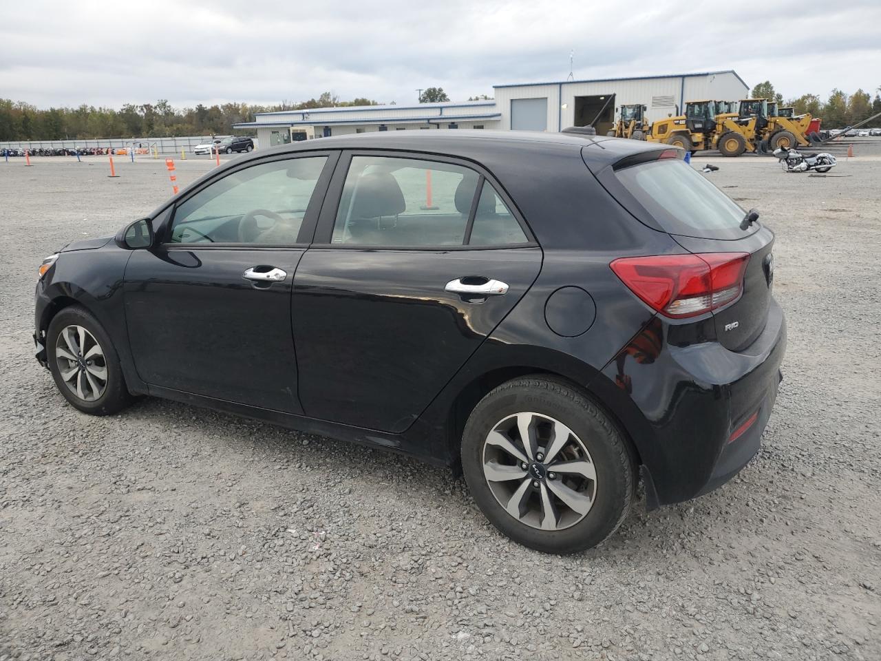 2023 Kia Rio - Image 2