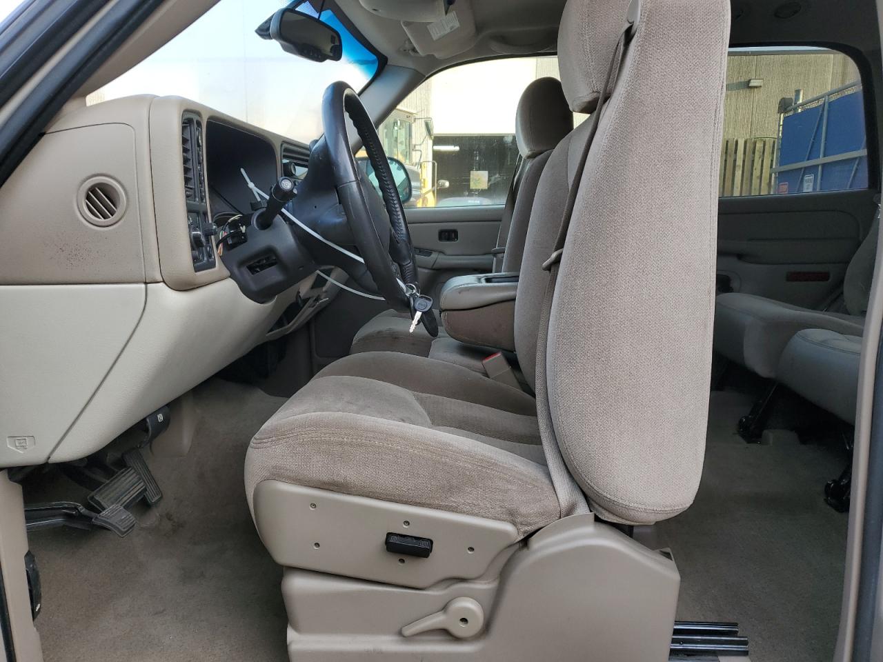 2005 GMC Yukon VIN: 1GKEK13Z05R276153 Lot: 73983594