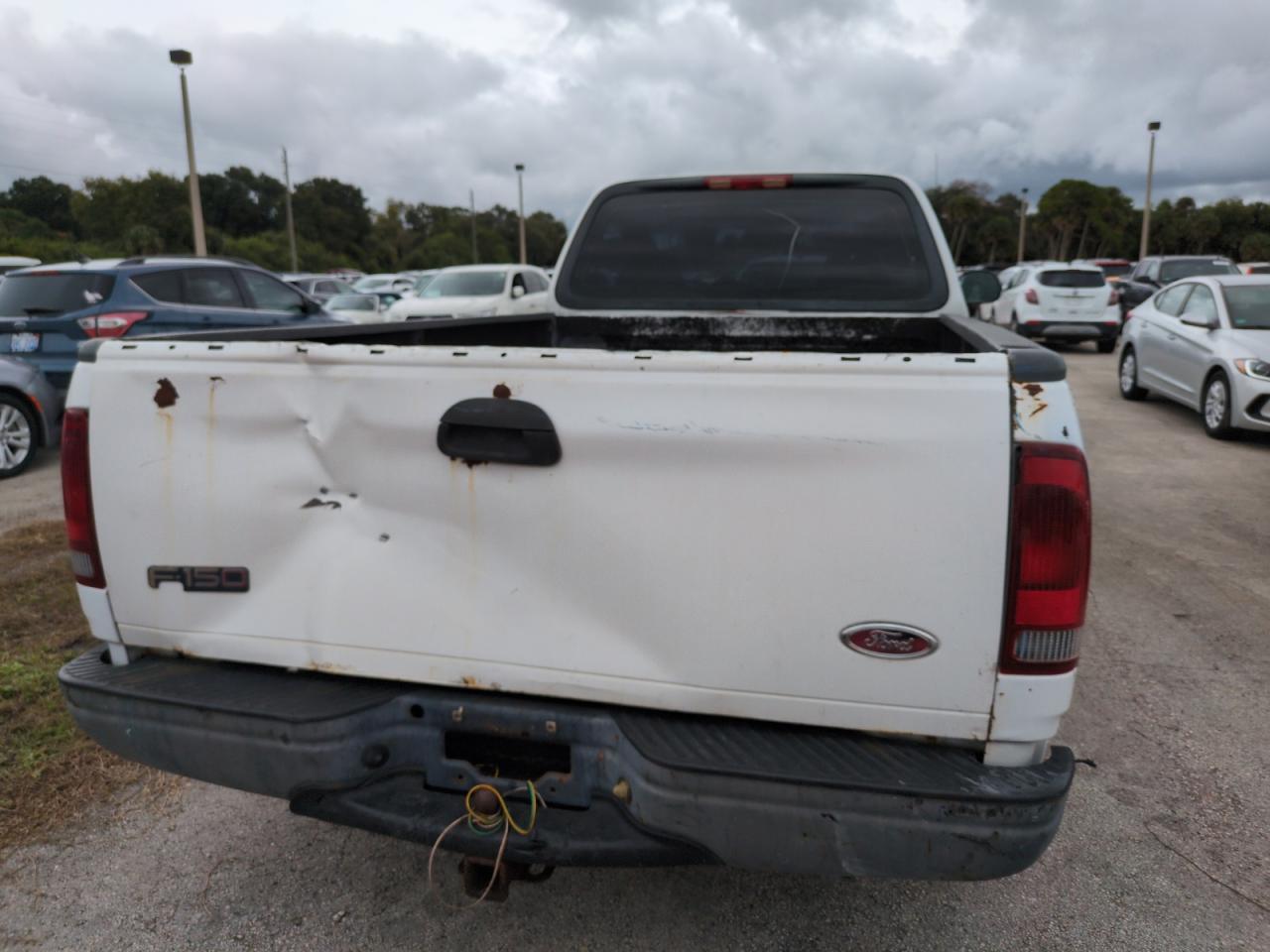 1FTRF17W03NA02988 2003 Ford F150