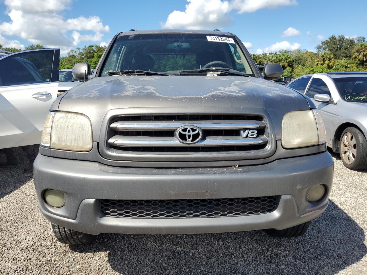 2004 Toyota Sequoia - Image 5