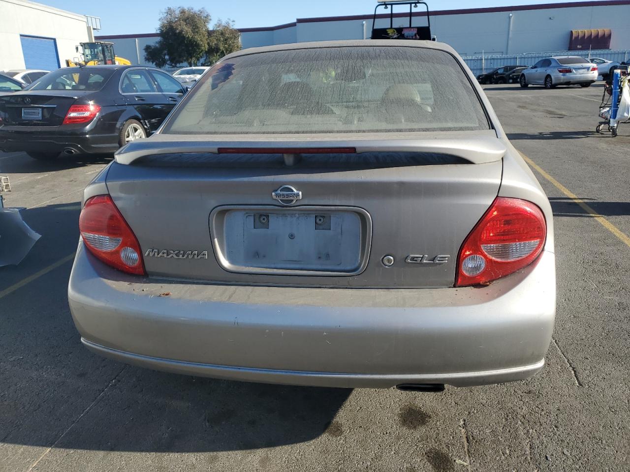 JN1CA31A91T314977 2001 Nissan Maxima Gxe