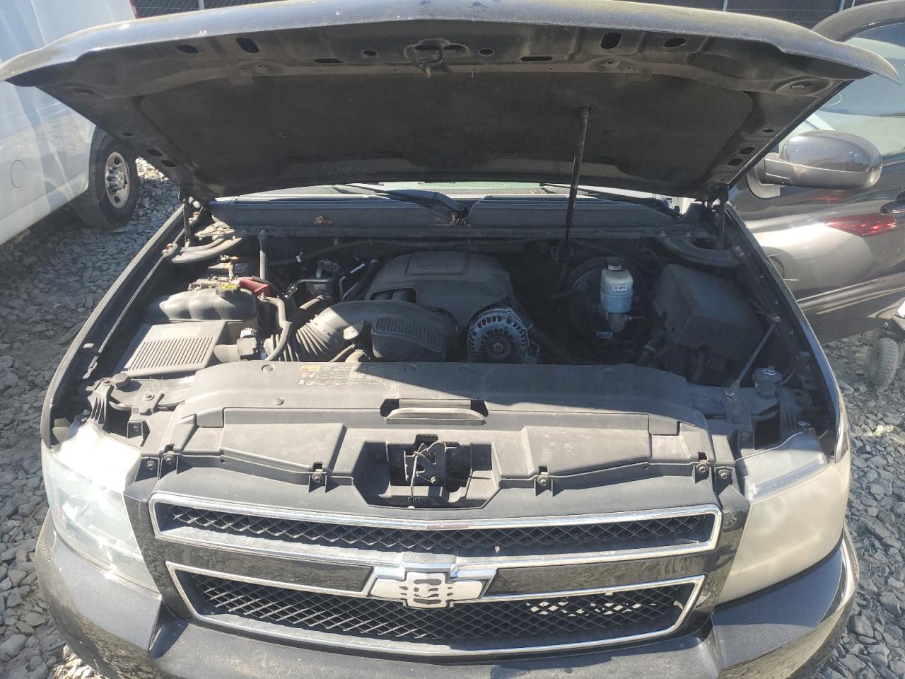 2011 Chevrolet Tahoe - Image 14