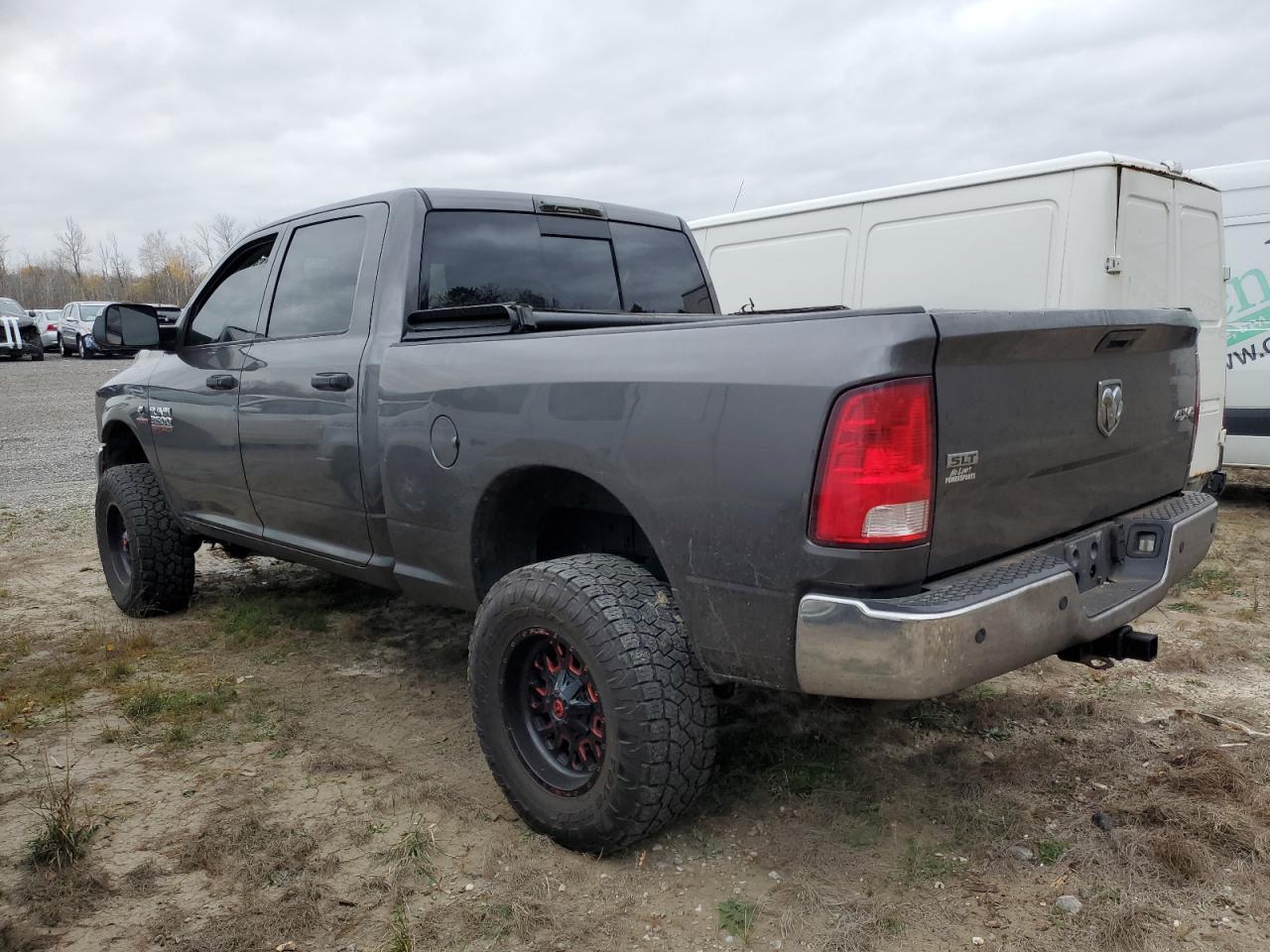 2015 RAM 3500 - Image 2