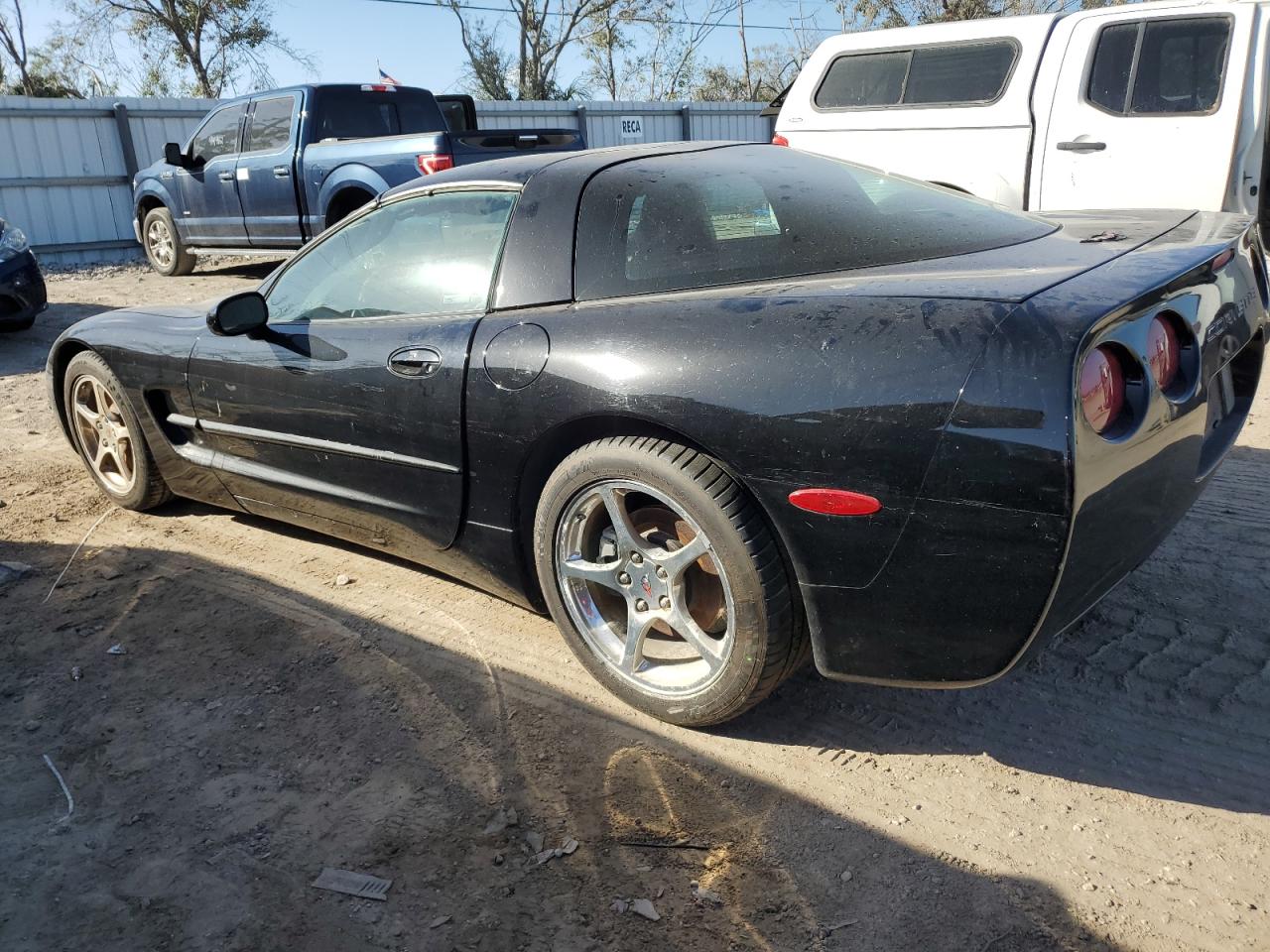 2004 Chevrolet Corvette - Image 2