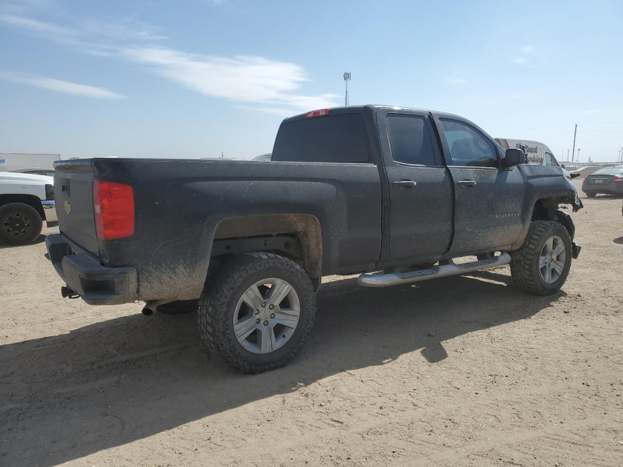 2017 Chevrolet Silverado - Image 3