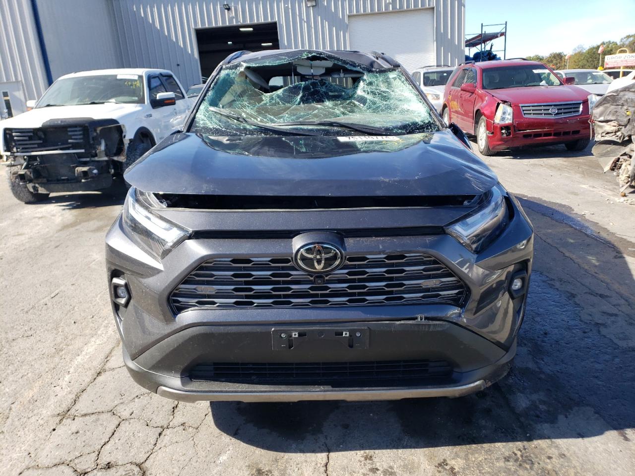 2023 Toyota RAV 4 - Image 5