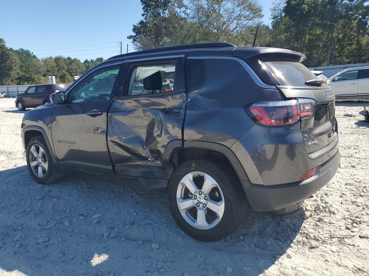 2018 Jeep Compass - Image 2