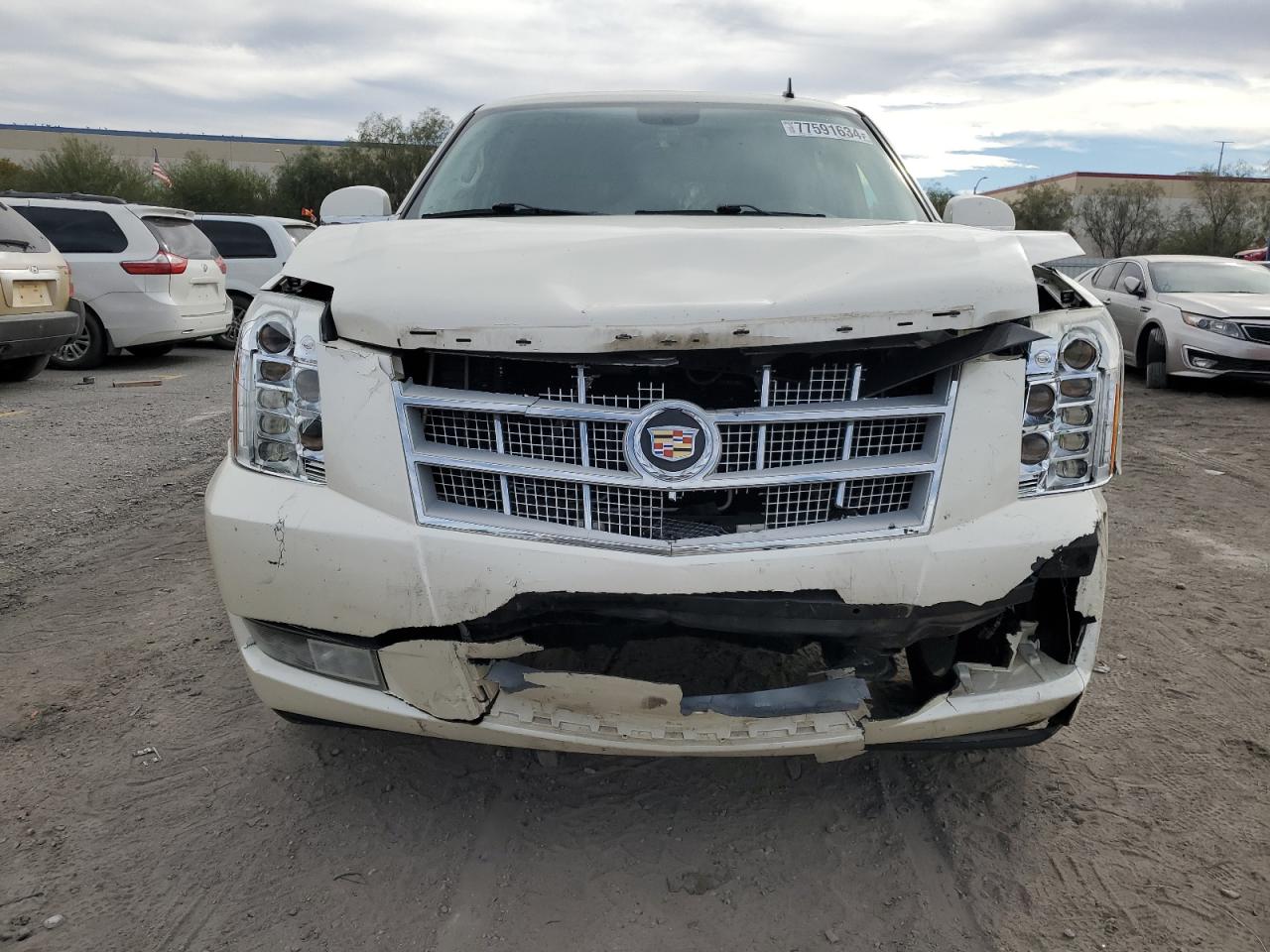 2014 Cadillac Escalade - Image 5