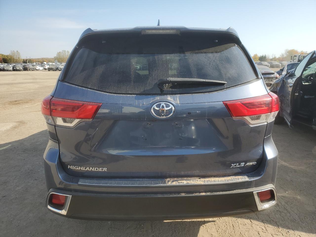 2019 Toyota Highlander Se VIN: 5TDJZRFH4KS950728 Lot: 76727144