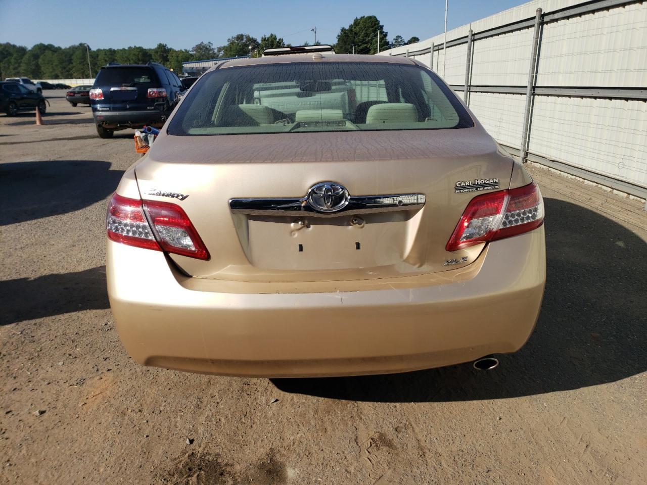 2010 Toyota Camry Base VIN: 4T1BF3EK5AU550545 Lot: 74244754