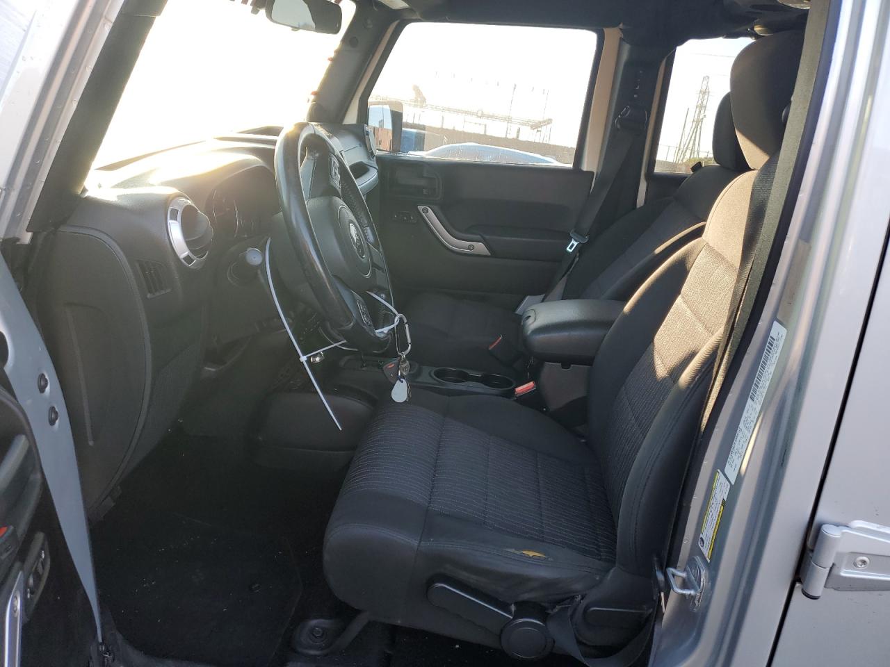 2011 Jeep Wrangler - Image 7