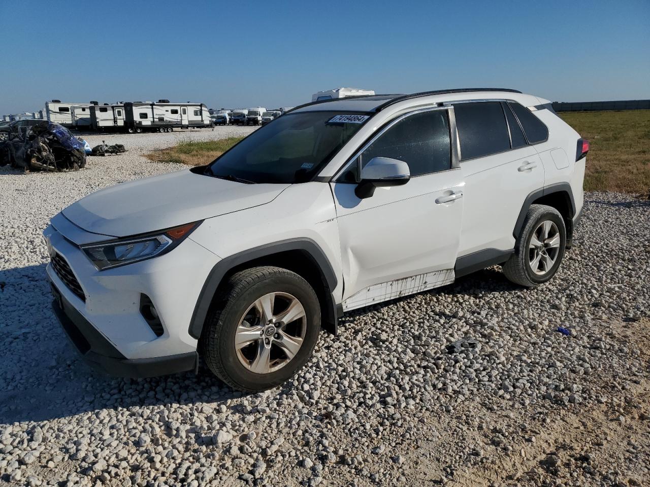 2T3W1RFV1KW056557 2019 TOYOTA RAV 4 - Image 1