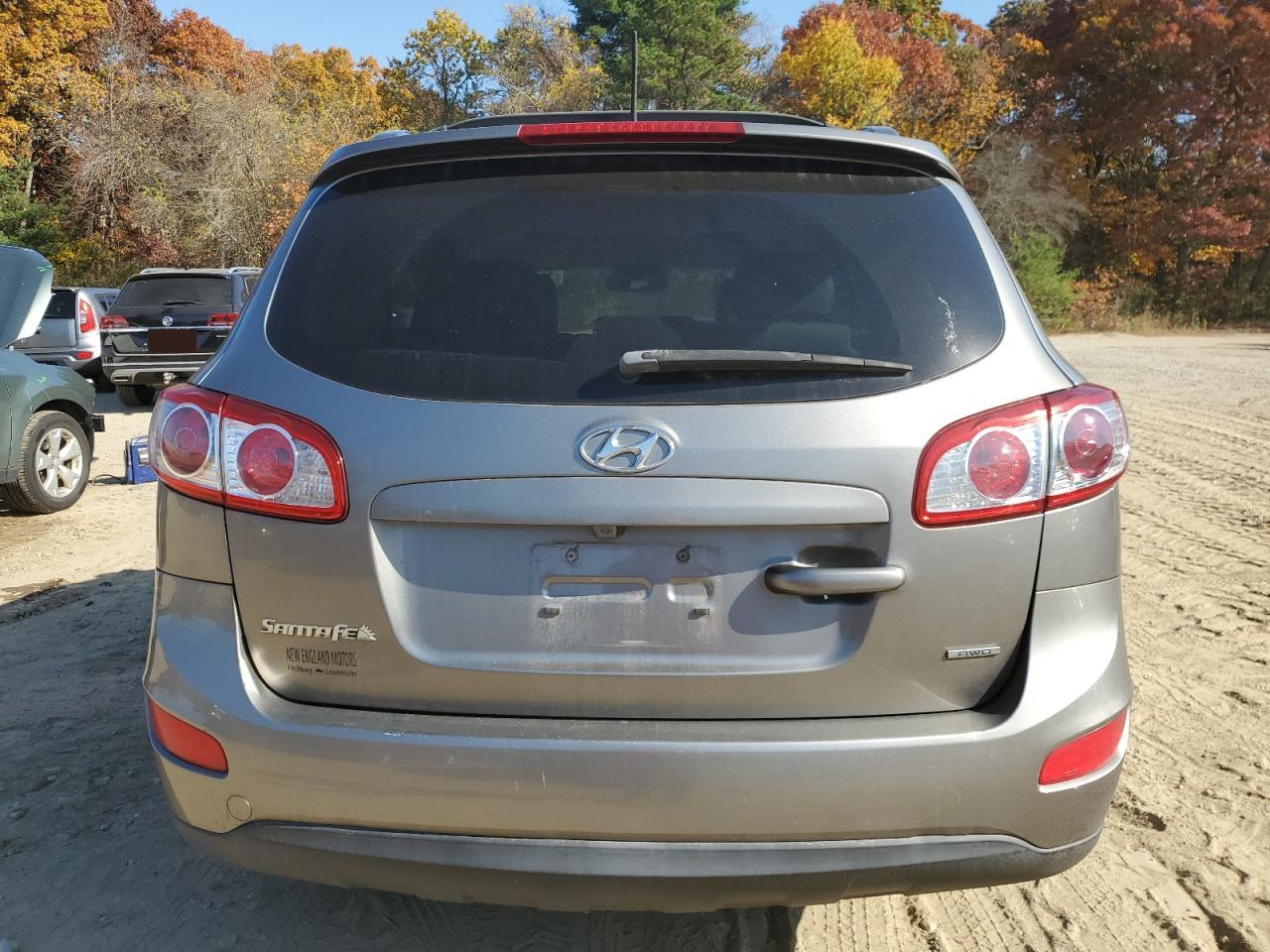 2012 Hyundai Santa Fe Se VIN: 5XYZHDAGXCG133740 Lot: 76651064