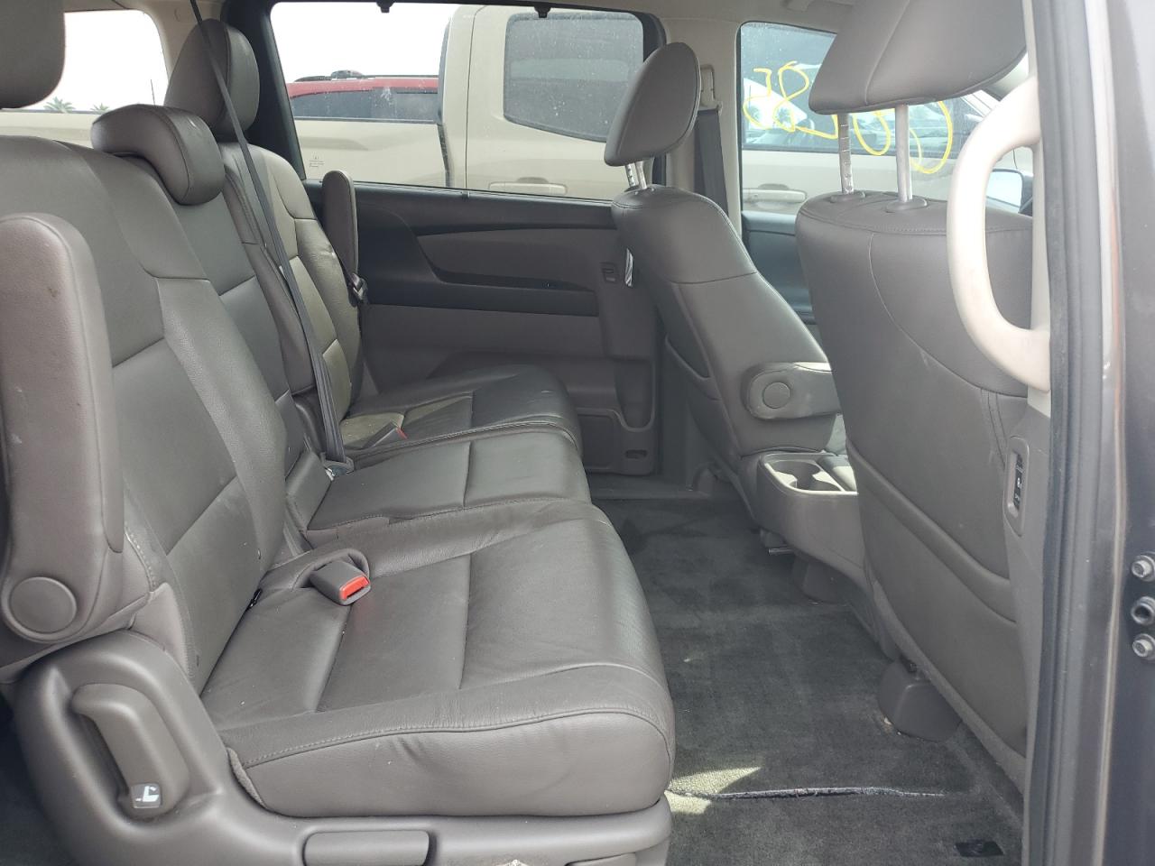 2016 Honda Odyssey - Image 11