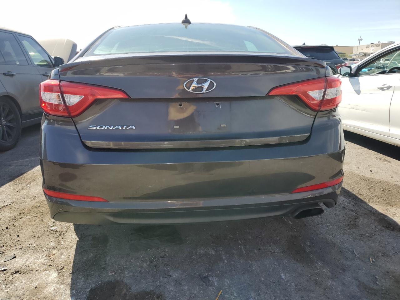 2015 Hyundai Sonata Se VIN: 5NPE24AF4FH120132 Lot: 75659244