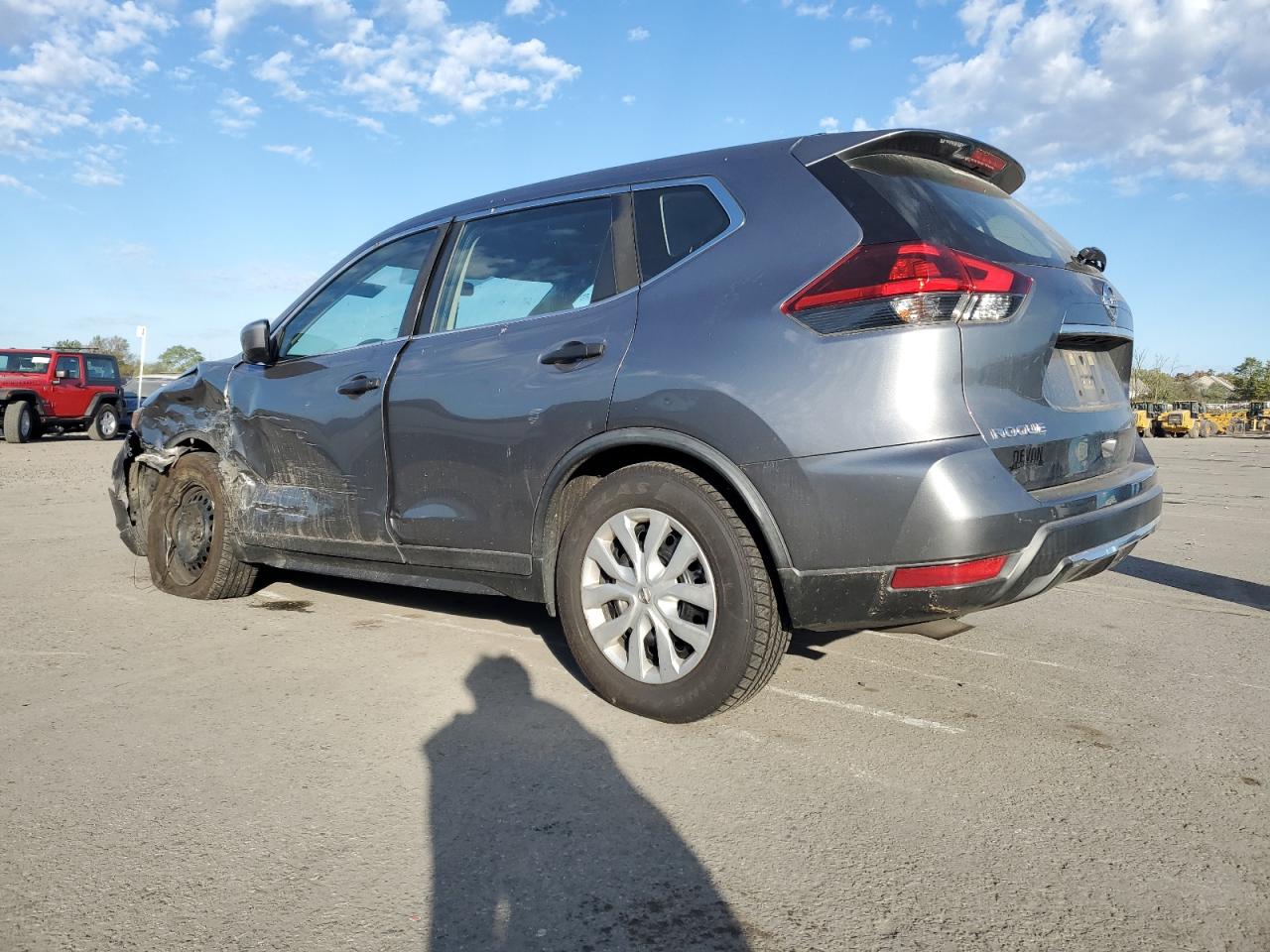 2018 Nissan Rogue S VIN: KNMAT2MV2JP563332 Lot: 75186234