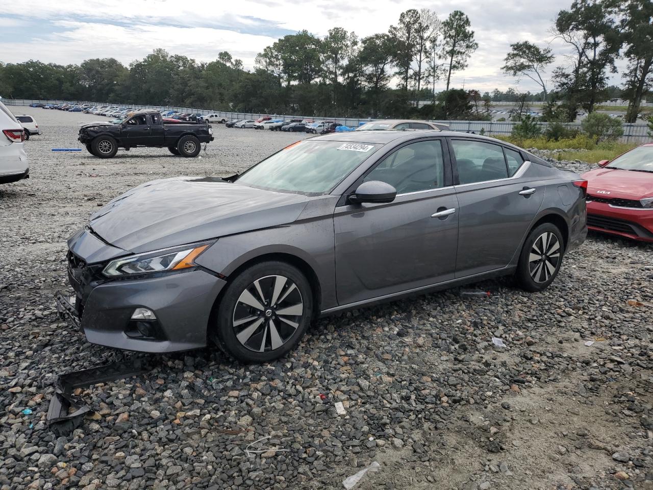 2021 Nissan Altima - Image 1